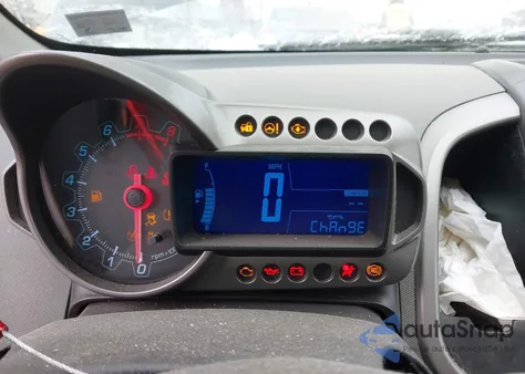 2015 Chevrolet Sonic Lt Manual z USA, uszkodzony, nr VIN 1G1JD5SH2F4133815